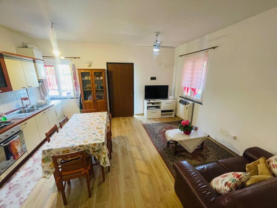 Giorgio'S Apartment Pisa Fiocina ภายนอก รูปภาพ